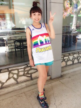 「adidas（アディダス）のオリジナルス タンクトップ[TIE DYE TANK]（タンクトップ、その他）」を使った、夏吧さん（レディース・150cm）の夏コーディネート