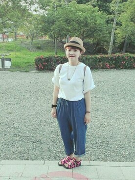 「LOOPのアイテム（アクセサリー）」を使った、米立さん（レディース・160cm）の夏コーディネート