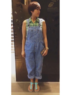 「COACH」｜「アイテム（サロペット/オーバーオール）」を使った、Maria Tong Huay Lengさん（レディース・170cm）の冬コーディネート
