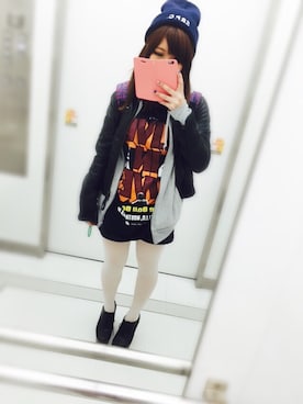 「白タイツ」｜「アイテム（ライダースジャケット）」を使った、meshikuzu🇯🇵さん（レディース・152cm）の春コーディネート