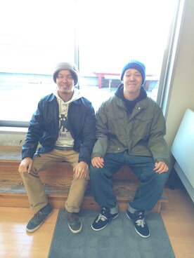 「アイテム（ナイロンジャケット、グリーン系）」を使った、daichiさん（メンズ・180cm）の冬コーディネート