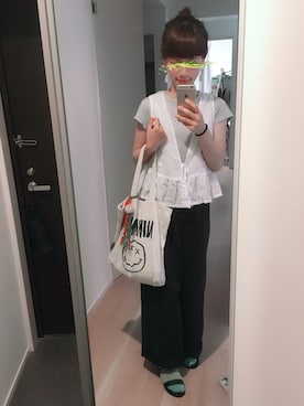「GU（ジーユー）のアイテム（チノパンツ、ブルー系）」を使った、Cy さん（レディース・157cm）の夏コーディネート