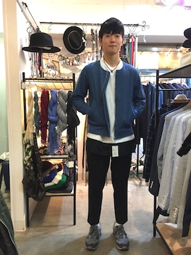 「アイテム（ノーカラージャケット）」を使った、Cuirs（キュイー）専属モデルさん（メンズ・175cm）の春コーディネート