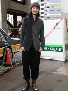 「DEVOA（デヴォア）のアイテム（ニットキャップ/ビーニー）」を使った、KENJIさん（メンズ・186cm）の秋コーディネート