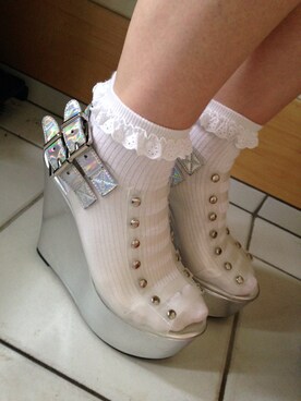 「HONEY  MI  HONEYのPVC  sandal（サンダル、シルバー系）」を使った、maaakimaaakiさん（レディース・152cm）の夏コーディネート