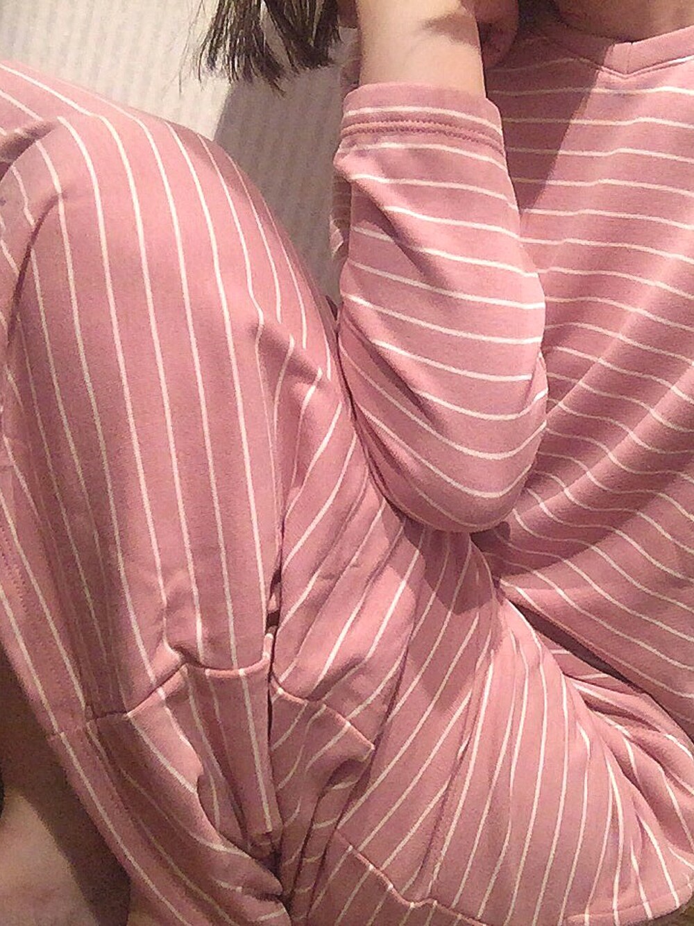 「ピンク、ルームウェア」｜「UNIQLOのアイテム（ワンピース、ピンク系）」を使った、sanoricaさん（レディース・162cm）の秋コーディネートの1枚目の写真