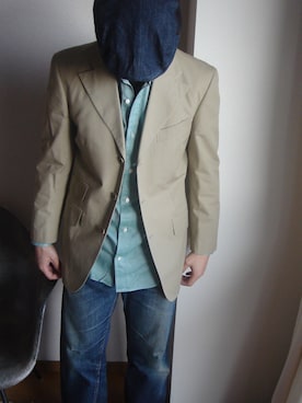 「EVISU（エヴィス）のアイテム（テーラードジャケット、ベージュ系）」を使った、Kazmaさん（メンズ・169cm）の秋コーディネート