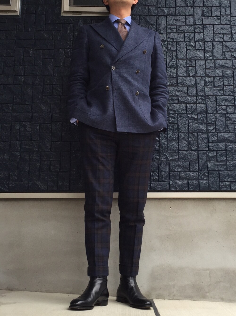 「suitsupplyのアイテム（テーラードジャケット、ブルー系）」を使った、octalismさん（メンズ・173cm）の秋コーディネートの1枚目の写真