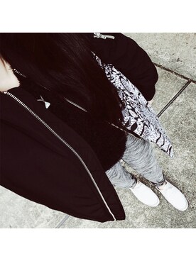 「MONKI（モンキ）のアイテム（トートバッグ）」を使った、hono.さん（レディース・158cm）の冬コーディネート