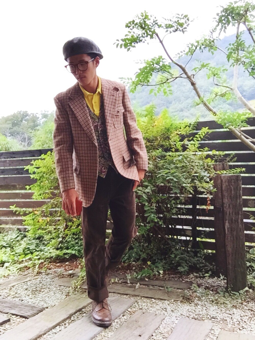 「古着、古着MIX、used、ジャケット、コーデュロイパンツ、ハンチング、秋のコーデ、Dr.Martens、シンプル、秋」｜「KANGOLのKANGOL WOOL 504（ハンチング/ベレー帽、グレー系）」を使った、Kippei さん（メンズ・173cm）の秋コーディネートの1枚目の写真