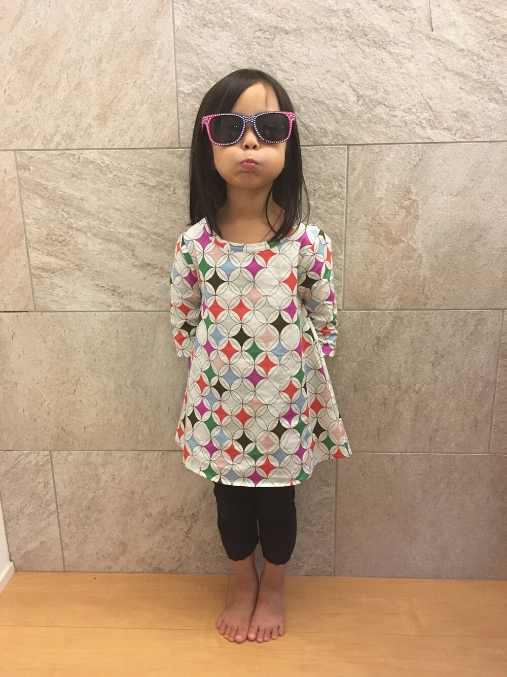 「cook jarのアイテム（チュニック、その他）」を使った、おんちゃんさん（キッズ・100cm）の秋コーディネートの1枚目の写真