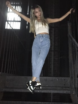 Leah Leeさんのコーディネート