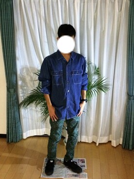 「EDWIN（エドウィン）のアイテム（シャツ/ブラウス、ブルー系）」を使った、Ta-sanさん（メンズ・175cm）の秋コーディネート