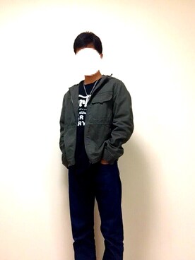 「Levi's（リーバイス）のアイテム（デニムパンツ、ブルー系）」を使った、Ta-sanさん（メンズ・175cm）の春コーディネート