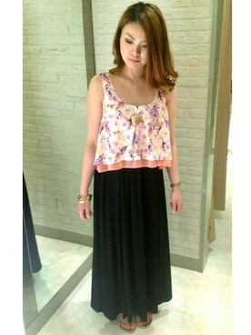 LIMITLESS LUXURY Shibuya-2さんのコーディネート