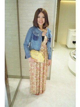 LIMITLESS LUXURY Shibuya-2さんのコーディネート