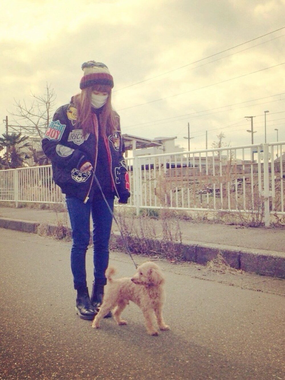 「MA-1、ma-1 jacket、JOYRICH」｜「JOYRICHのJOYRICHのMA-1♡（スタジャン、ブラック系）」を使った、高橋愛さん（レディース・154cm）の冬コーディネートの1枚目の写真