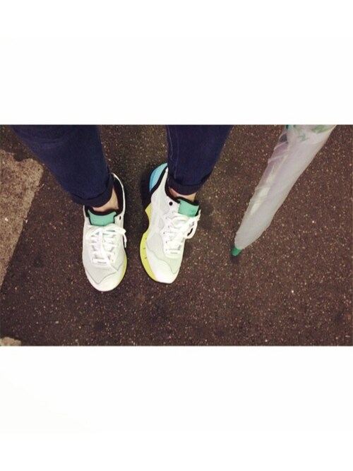 高橋愛｜Onitsuka Tiger × ANDREA POMPILIOのスニーカーを使った 