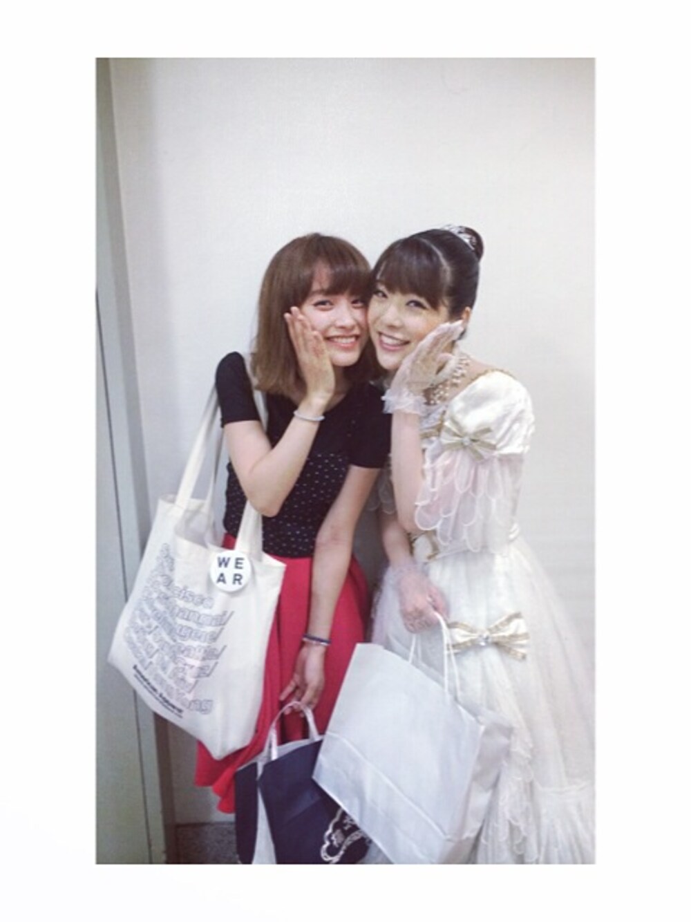 「TOPSHOP、WEAR、dholic、アメアパ、i、ボブ女子、シンデレラ、i tokyo me.、ミュージカル、あっちぃ」｜「iの○△□ドットプリントブラトップ（その他トップス、ブラック系）」を使った、高橋愛さん（レディース・154cm）の夏コーディネートの1枚目の写真