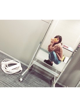 「MOUSSY（マウジー）のアイテム（財布/小物）」を使った、高橋愛さん（レディース・154cm）の秋コーディネート