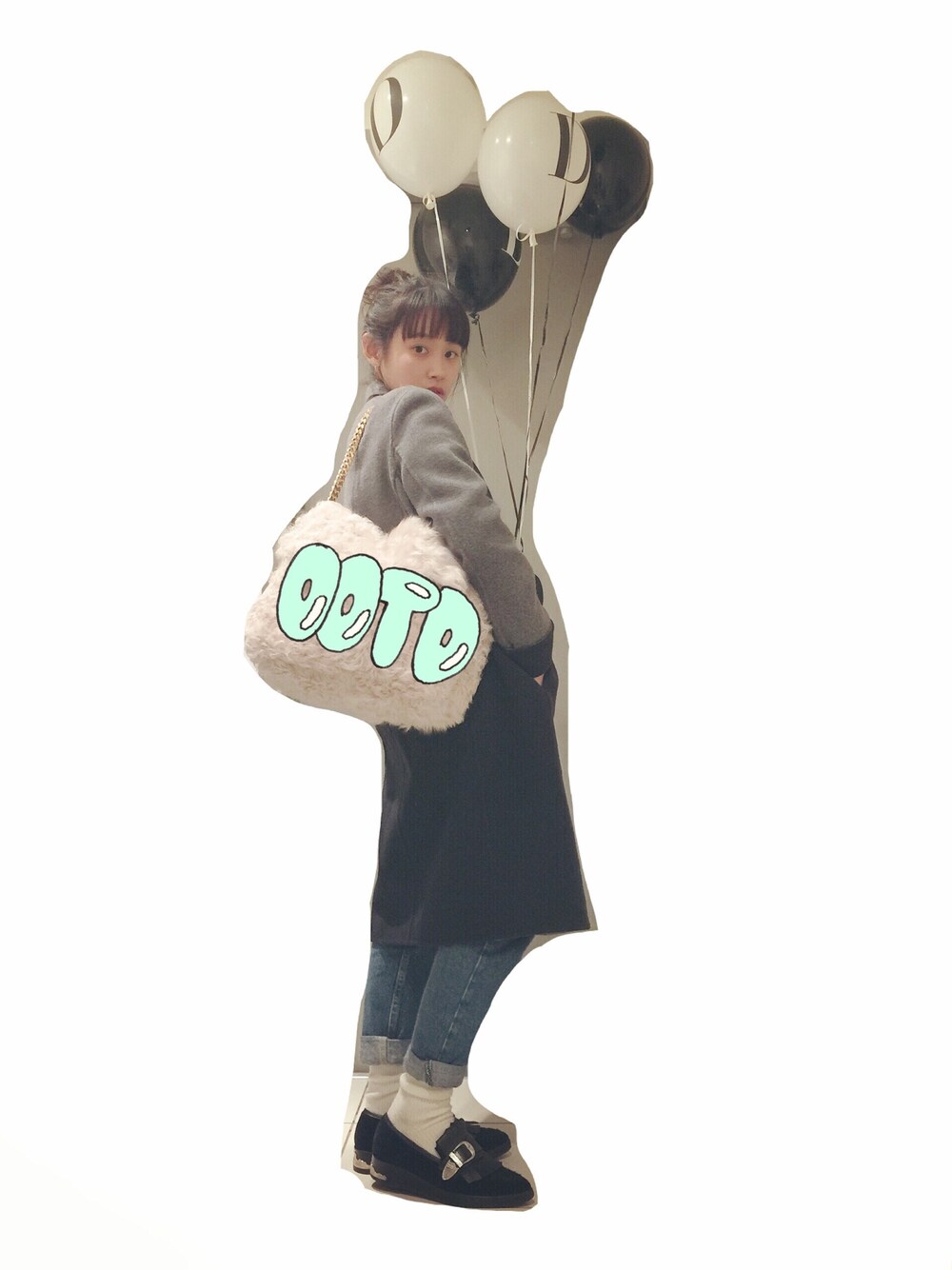 「ootd、American Apparel、TOGA、UNIQLO、CELINE、チュチュアンナ、ﾙﾒｰﾙ」｜「beautiful peopleのアイテム（ジャケット/アウター、グレー系）」を使った、高橋愛さん（レディース・154cm）の秋コーディネートの1枚目の写真