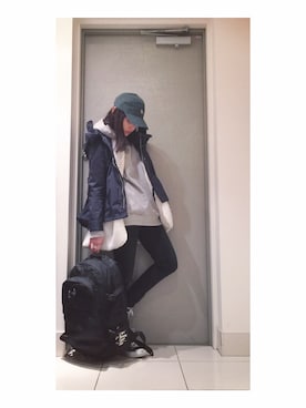 「Yohji Yamamoto（ヨウジヤマモト）のアイテム（バッグ）」を使った、高橋愛さん（レディース・154cm）の冬コーディネート