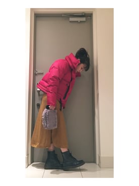 「Onitsuka Tiger × ANDREA POMPILIO（オニツカタイガーアンドレアポンピリオ）のアイテム（ジャケット/アウター）」を使った、高橋愛さん（レディース・154cm）の冬コーディネート