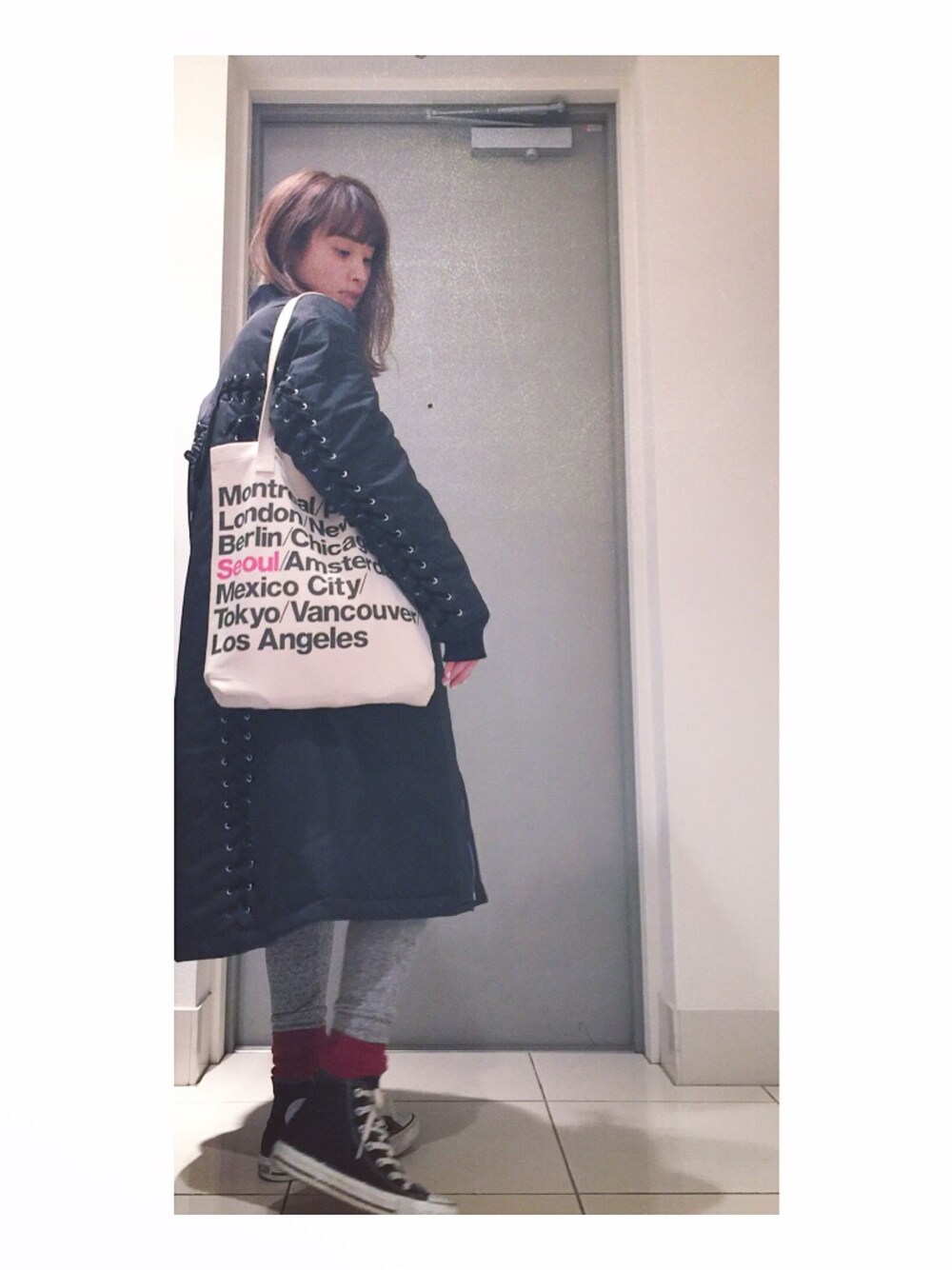 「g.v.g.v.、MA-1、GU、靴下屋、スエット」｜「G.V.G.V.のLACE UPMA-1 COAT（その他アウター、ブラック系）」を使った、高橋愛さん（レディース・154cm）の冬コーディネートの1枚目の写真