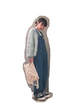 「Dickies（ディッキーズ）のアイテム（オールインワン・サロペット）」を使った、高橋愛さん（レディース・154cm）の春コーディネート