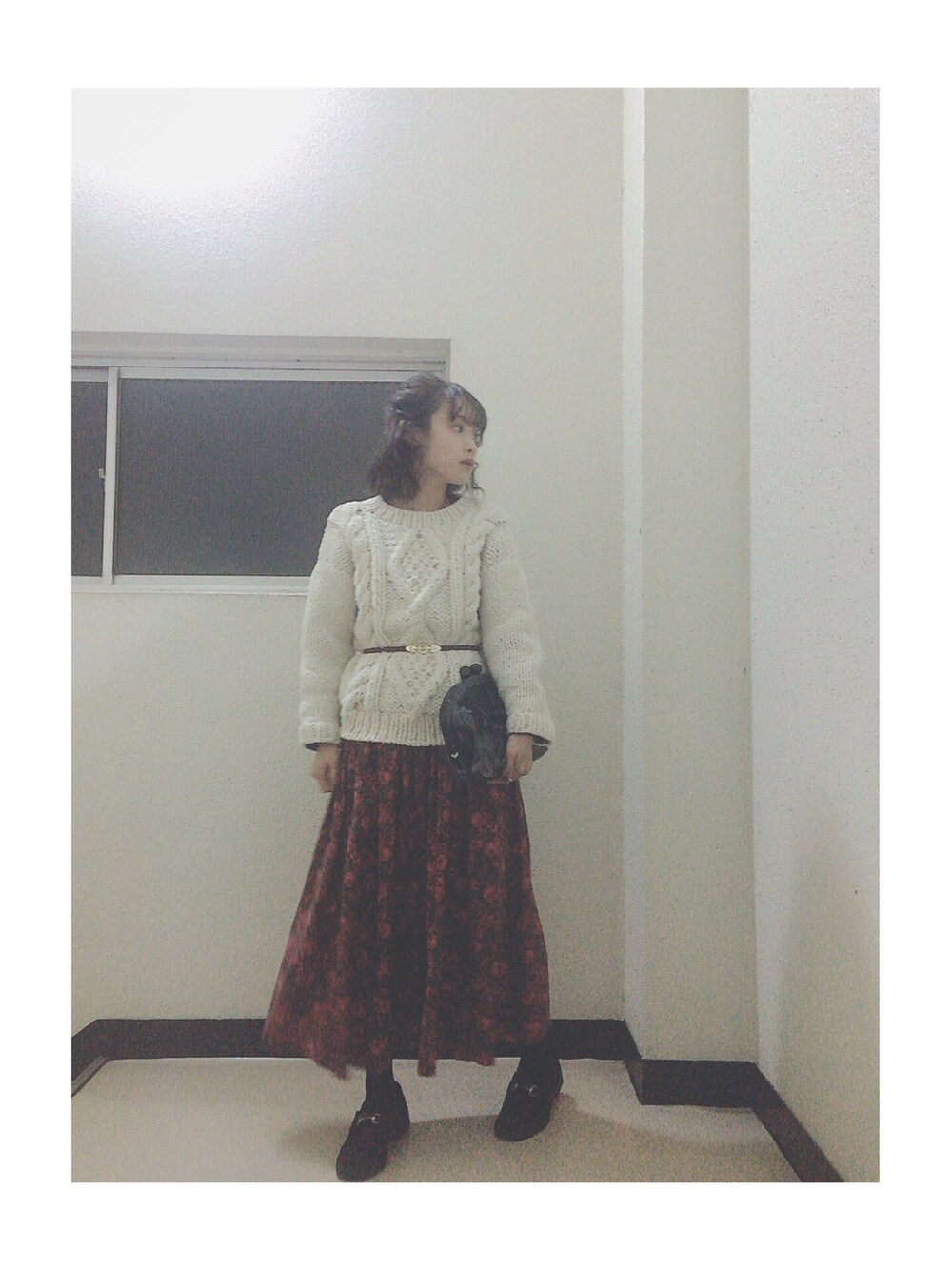 「冬コーデ、カジュアル、オトナ女子、もこもこ、VINTAGE、フラミンゴ、used、BEAMS BOY、mame、GUCCI」｜「BEAMS BOYのBEAMS BOY / ハンドニット アラン クルーネック（ニット/セーター、ベージュ系）」を使った、高橋愛さん（レディース・154cm）の秋コーディネートの1枚目の写真