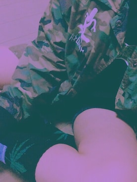 「アイテム（ナイロンジャケット、グリーン系）」を使った、NOZOMIさん（レディース・163cm）の秋コーディネート