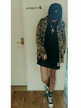 「スケボー」｜「アイテム（ワンピース/ドレス）」を使った、Misato Shintamiさん（レディース・166cm）の春コーディネート