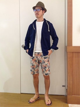 「リゾートスタイル」｜「アイテム（ブルゾン）」を使った、ikka HEAD OFFICE Men'sさん（メンズ・172cm）の春コーディネート