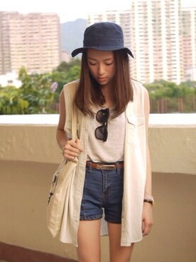 「MONKI（モンキ）のアイテム（ベスト）」を使った、李宥彤さん（レディース・160cm）の夏コーディネート