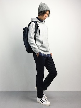 「アイテム（バックパック/リュック、ブルー系）」を使った、RENさん（メンズ・176cm）の秋コーディネート