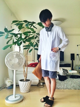 「スエードシューズ」｜「アイテム（サンダル）」を使った、URAAKIHIKOさん（メンズ・170cm）の夏コーディネート