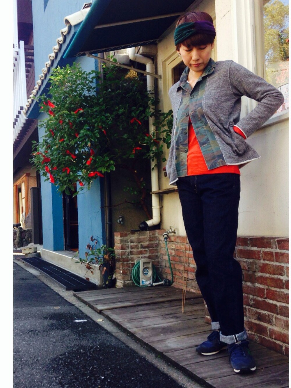 「gotoHollywood、cardigan、T-SHIRT、pants、Hair Band」｜「GO TO HOLLYWOODのアイテム（カーディガン/ボレロ、グレー系）」を使った、chimoさん（レディース・165cm）の秋コーディネートの1枚目の写真