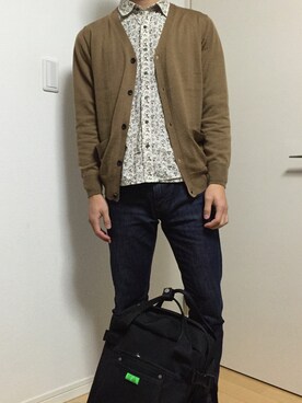 「アイテム（カーディガン/ボレロ、ブラウン系）」を使った、chiririnさん（メンズ・172cm）の冬コーディネート