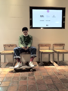 「丸サングラス」｜「アイテム（オールインワン・サロペット）」を使った、KaIさん（メンズ・170cm）の春コーディネート
