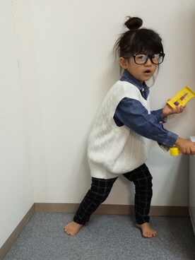 「COMME CA DU MODE（コムサデモード）のアイテム（ベスト）」を使った、しゅかさん（キッズ・90cm）の秋コーディネート