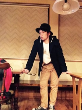 「ツバ広ハット」｜「アイテム（ピーコート）」を使った、Hiroki Matsudaさん（メンズ・165cm）の秋コーディネート