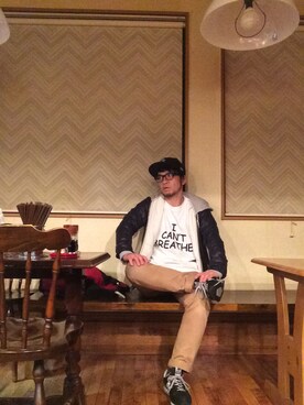 「ナイロンパーカー」｜「アイテム（チノパンツ）」を使った、Hiroki Matsudaさん（メンズ・165cm）の秋コーディネート