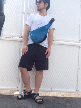 「アイテム（ボディバッグ/ウエストポーチ、ブルー系）」を使った、Hiroki Matsudaさん（メンズ・165cm）の夏コーディネート