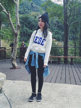 Zoe Leeさんのコーディネート