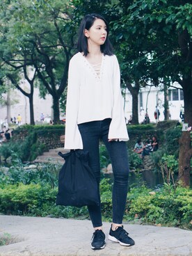 Zoe Leeさんのコーディネート