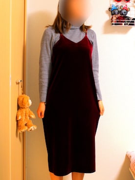 「URBAN RESEARCH Sonny Label（アーバンリサーチサニーレーベル）のSonny Label ベロアキャミワンピース（ワンピース、レッド系）」を使った、Ikumiさん（レディース・172cm）の秋コーディネート