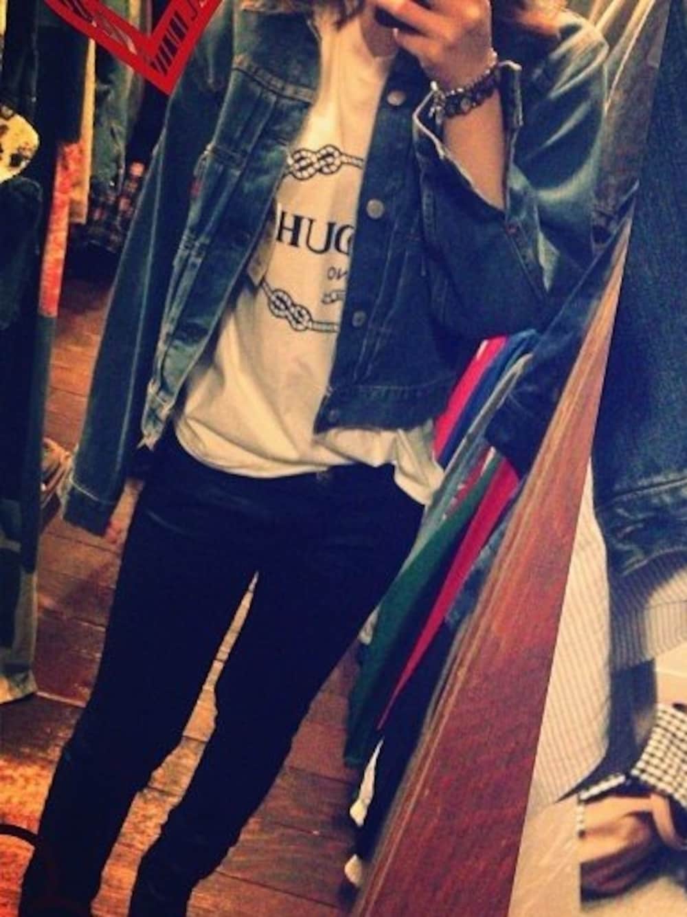 「古着、vintage、PRADA、ZARA、palo、MADEINHELLA」｜「TEE（Tシャツ/カットソー、ホワイト系）」を使った、KOZUEさん（レディース・154cm）の春コーディネートの1枚目の写真