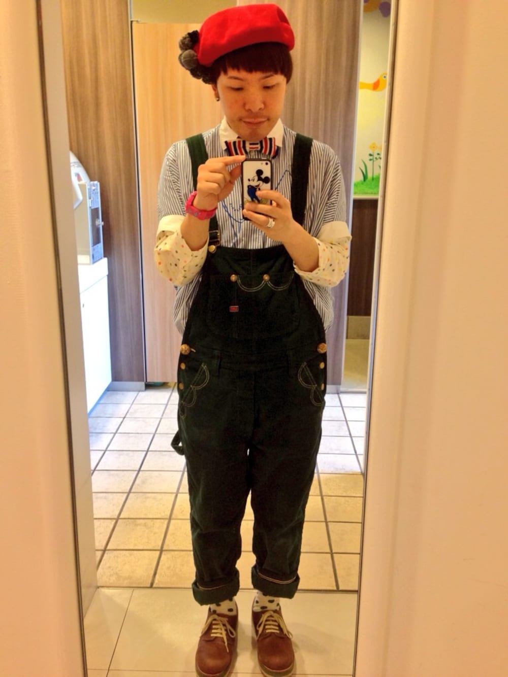 「FRAPBOIS」｜「FRAPBOIS halfのLEE×half（サロペット/オーバーオール、グリーン系）」を使った、たかやんさん（メンズ・165cm）の冬コーディネートの1枚目の写真