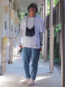 「アイテム（ボディバッグ/ウエストポーチ、ブルー系）」を使った、Kakeru Shiroyamaさん（メンズ・180cm）の夏コーディネート