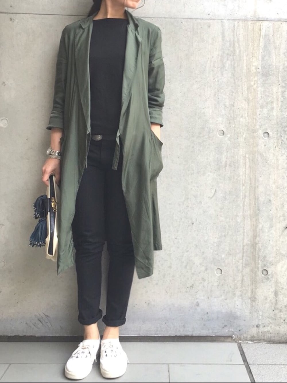 「hippiness、MUJI、saint laurent paris、VANS、3.1 phillip lim」｜「hippinessのアイテム（その他アウター、グリーン系）」を使った、imiさん（レディース・160cm）の春コーディネートの1枚目の写真
